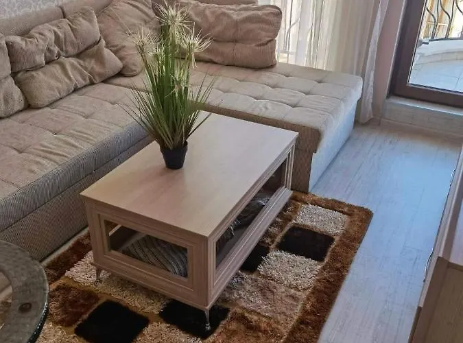 Апартамент Harmony Suitеs *