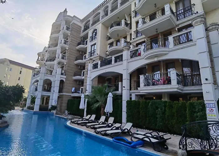 Апартамент Harmony Suitеs *